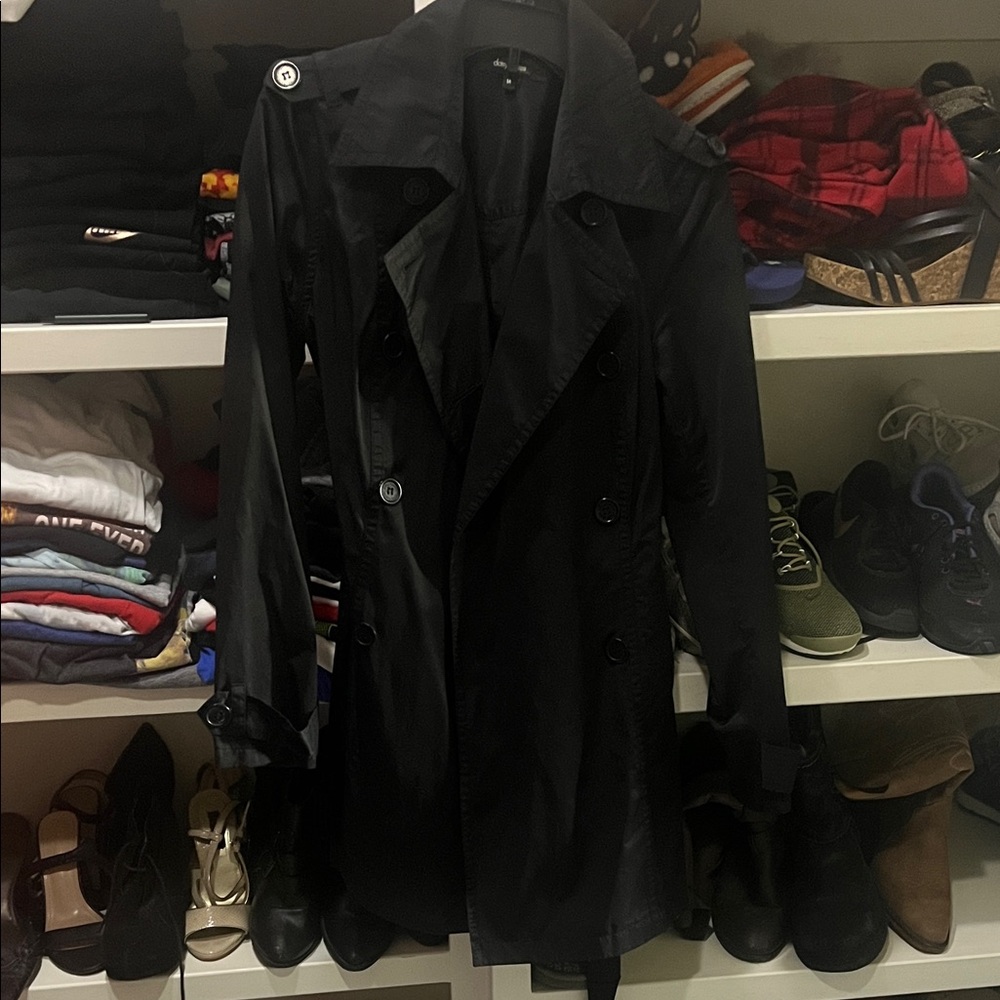 Daisy Fuentes Classic Black Trench Coat